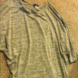 Long sleeve loose shirt